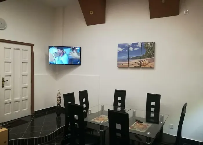 Tiszavirag Panoramahaz Διαμέρισμα Σέγκεντ