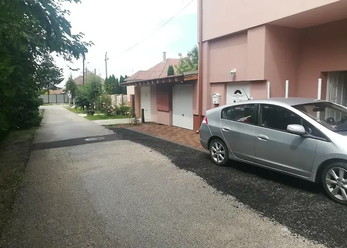 Tiszavirag Panoramahaz Διαμέρισμα *