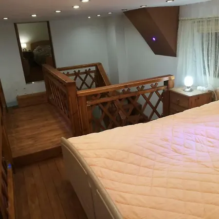 Tiszavirag Panoramahaz Апартаменты Сегед